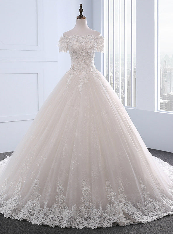 Adorable Vintage Wedding Dresses Short Sleeve With Beading Boat Neck Wedding Dress