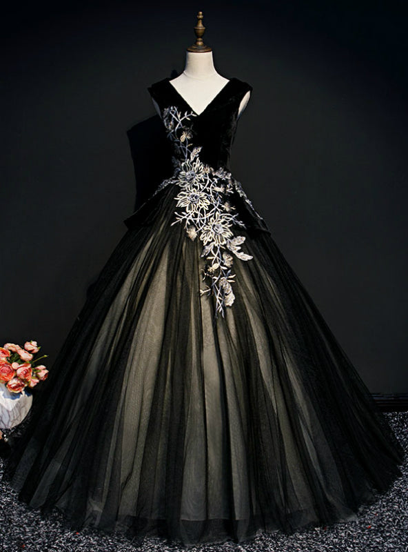 Make Your Prom a Dream Black Ball Gown Tulle V-neck Appliques Quinceanera Dress