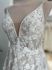 Straps A-line Tulle/Lace Beach Wedding Dresses