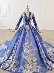 Take Center Stage In Royal Blue Tulle Lace Appliques V-neck Long Sleeve Wedding Dress