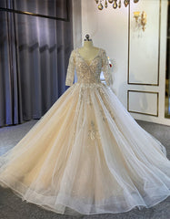 Tulle Sequins Beading Short Sleeve Wedding Dress