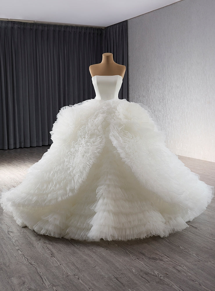 White Ball Gown Tulle Strapless Tiers Wedding Dress