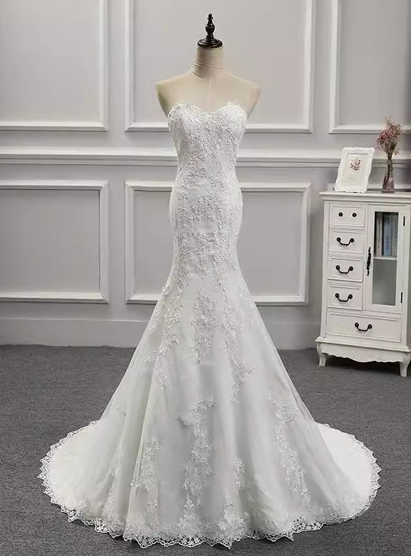 White Mermaid Lace Sweetheart Wedding Dress