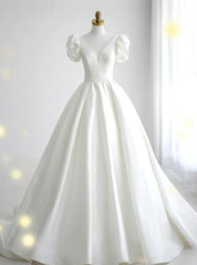 White Satin V-neck Puff Sleeve Wedding Dress