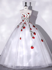 White Tulle Sweetheart Embroidery Quinceanera Dress