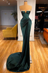 Gorgeous Dark Green Spaghetti-Straps Mermaid Prom Dress With Beadings