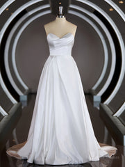 A-Line/Princess Sweetheart Chapel Train Satin Wedding Dresses with Ruffles