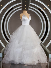 A-Line/Princess V-neck Floor-Length Tulle Wedding Dresses with Ruffles