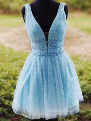 A-Line/Princess V-neck Short/Mini Tulle Homecoming Dresses