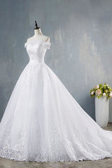 Elegant Appliques Lace Tulle A-line Wedding Dress