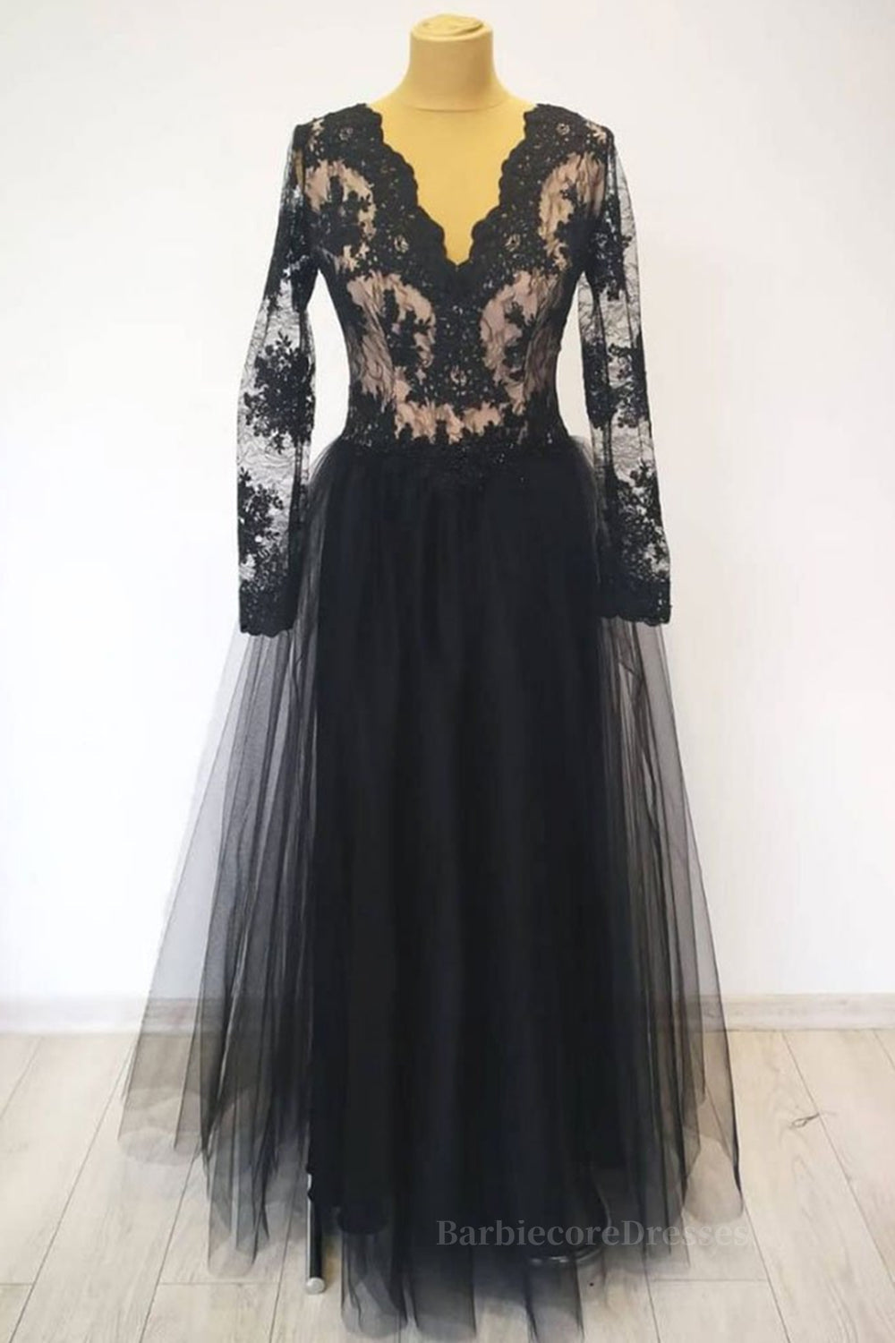 Long Sleeves V Neck Black Lace Long Prom Dresses, Long Sleeves Black Formal Dresses, Black Lace Evening Dresses