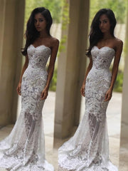 Trumpet/Mermaid Sweetheart Court Train Lace Wedding Dresses With Appliques Lace