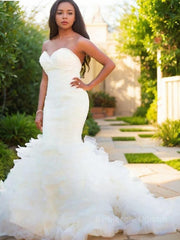 Trumpet/Mermaid Sweetheart Court Train Organza Wedding Dresses