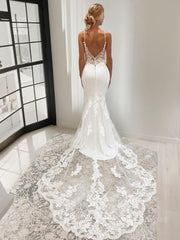 Trumpet/Mermaid V-neck Cathedral Train Stretch Crepe Wedding Dresses With Appliques Lace