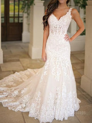 Trumpet/Mermaid V-neck Chapel Train Tulle Wedding Dresses With Appliques Lace