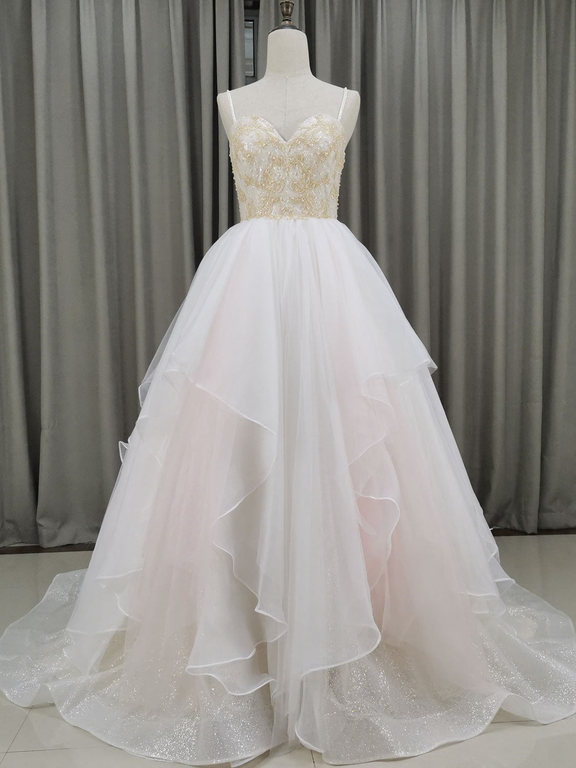 Unique Sweetheart Neck Tulle Long Prom Dresses, Tulle Graduation With Beading Sequin